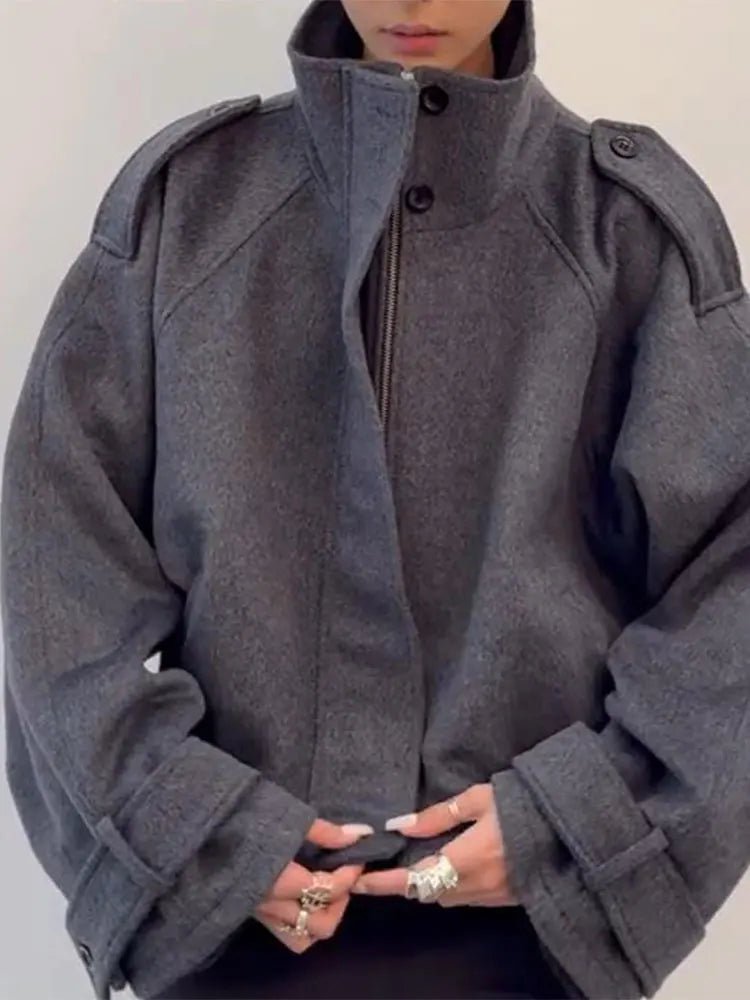 Stylish Women's Cropped Coat - Elegant Winter Coat for Women, Comfortable Design 5