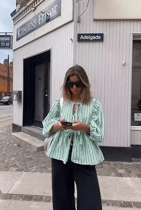 SOERA Emma Striped Puff Sleeve Blouse - Blouse - SOERA-025795-DEF-OS-28132 S