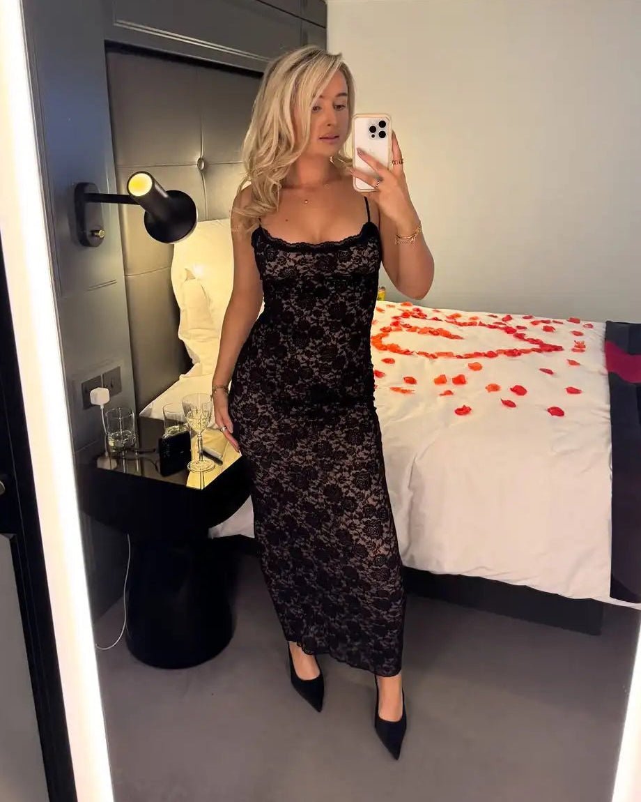 SOERA Nina Off-Shoulder Lace Maxi Dress - Dresses - Black S