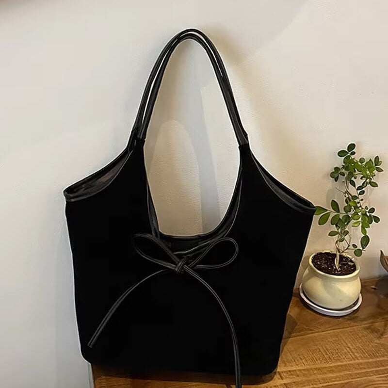 SOERA Florence Suede Bow Bag - Handbags - Soera-Bow-Bag/Black Black Regular