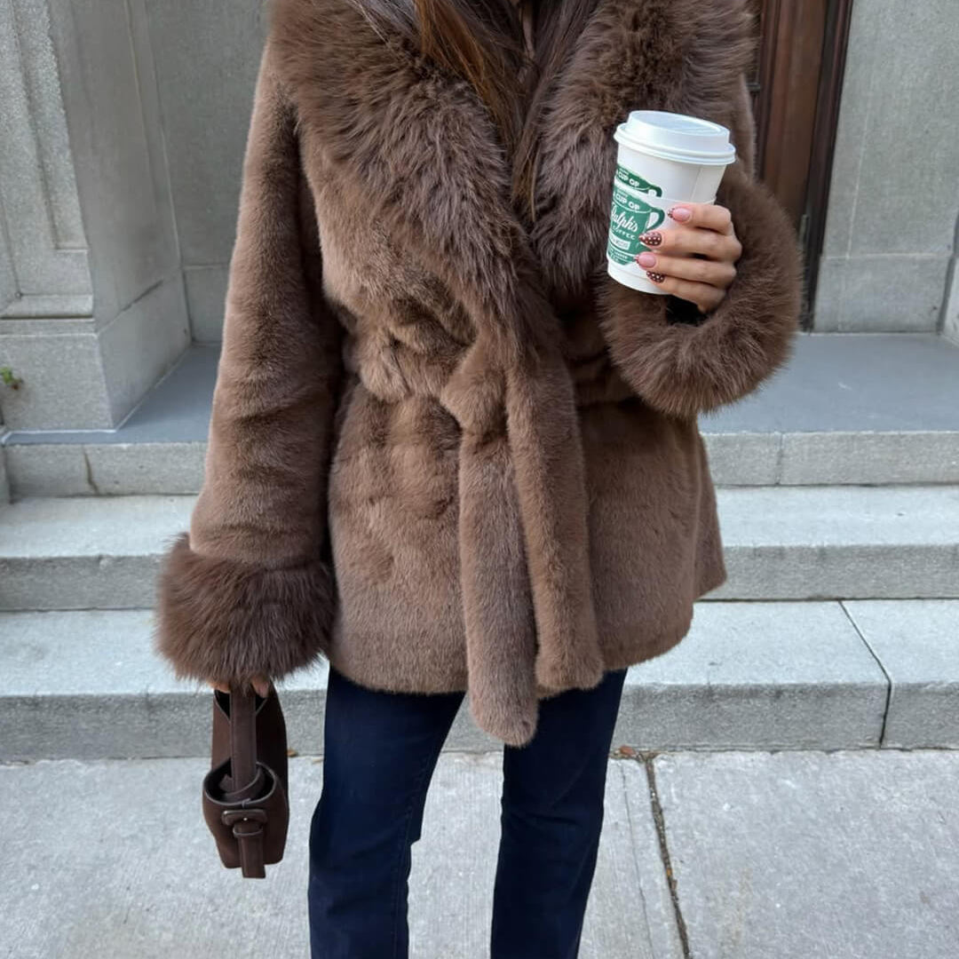 Jessa Jas met Imitatiebontkraag