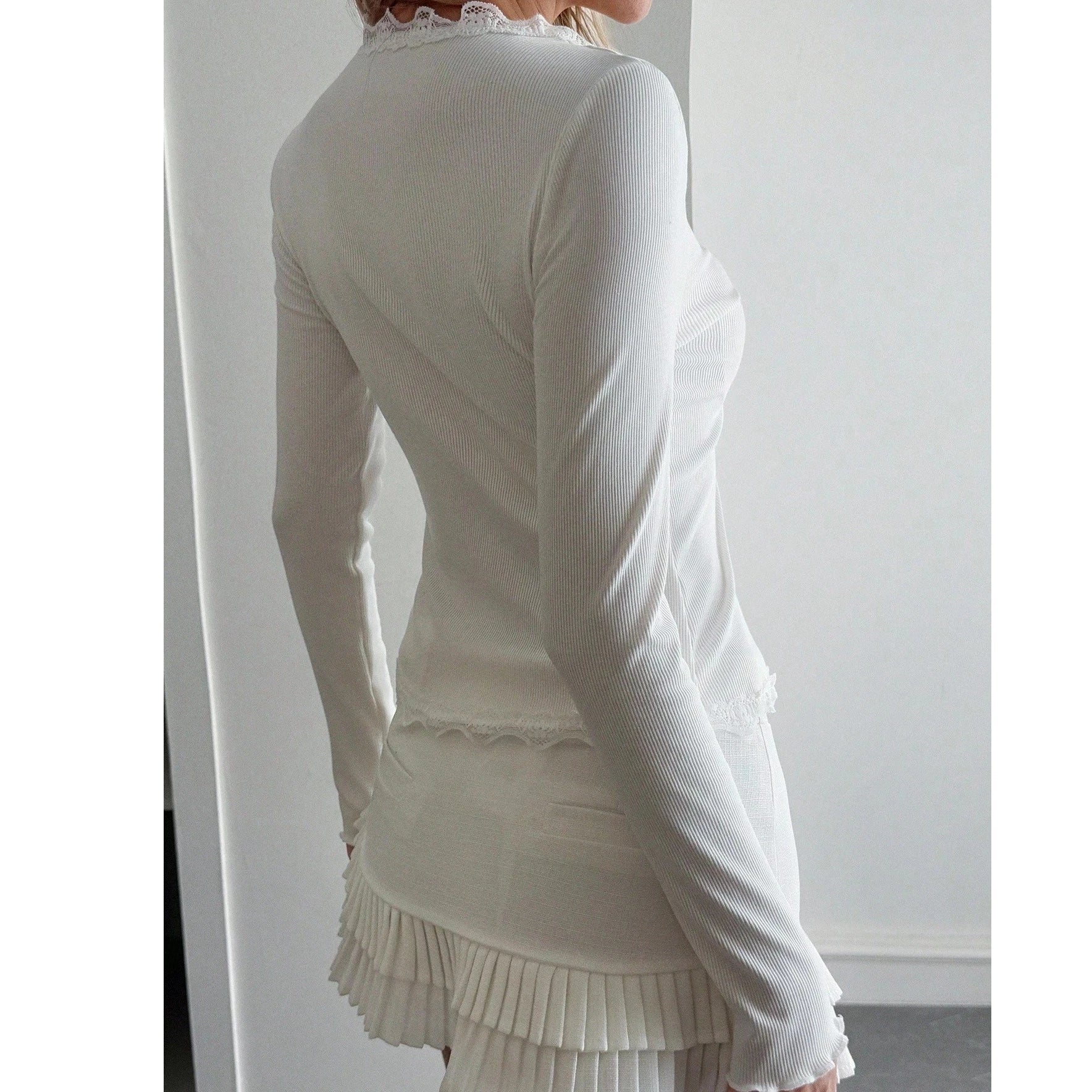 SOERA Juno Ribbed Button - Up Blouse - Tops - White L