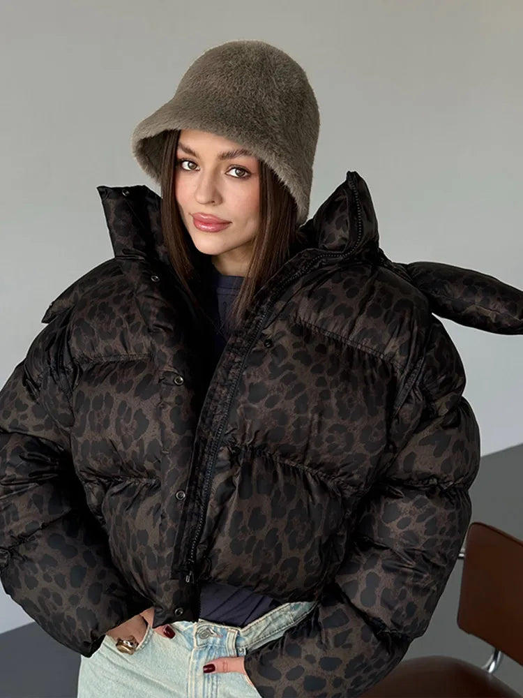Cropped Quilted Hooded Jacket for Women - Oversized Winter Coat 4