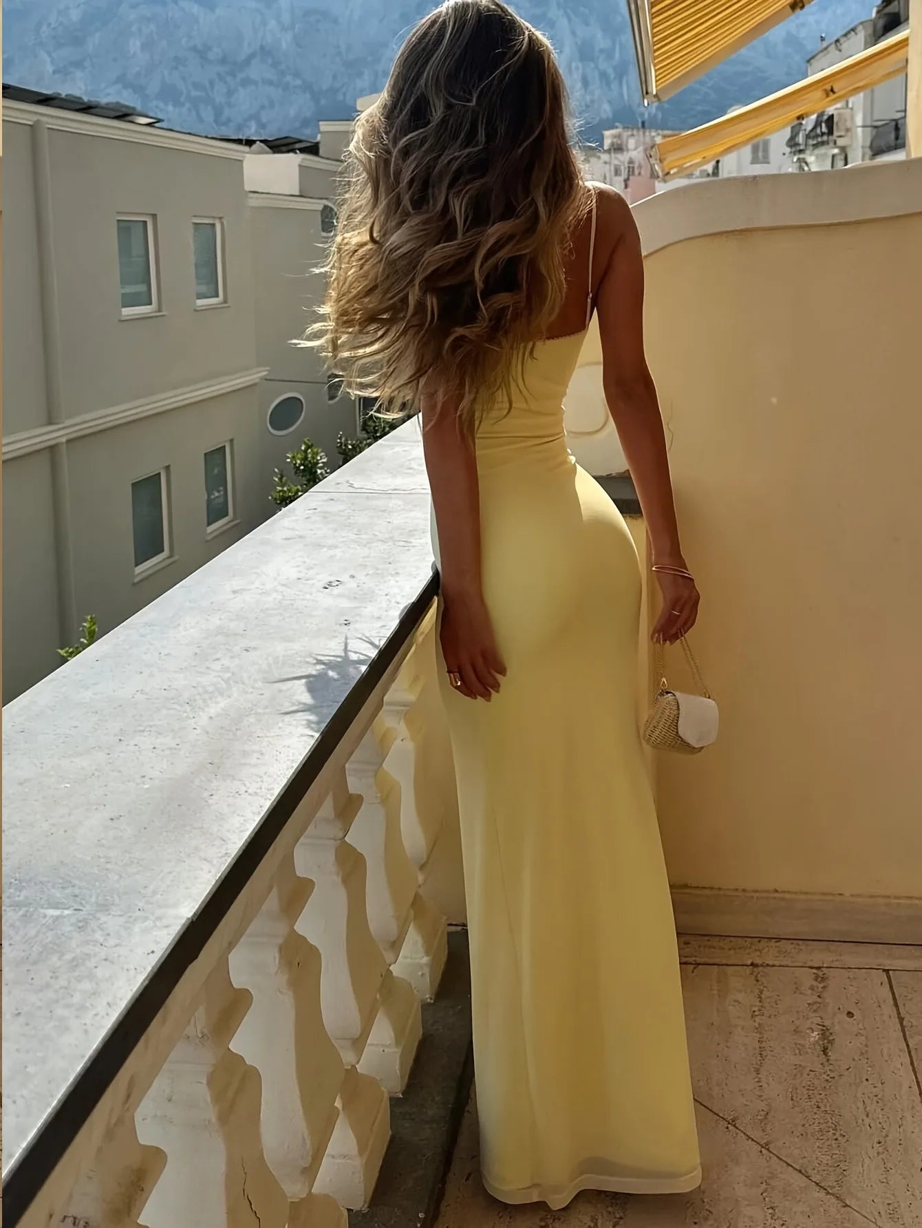 Summer Women's V-neck Yellow Dress With Sexy Backless 3