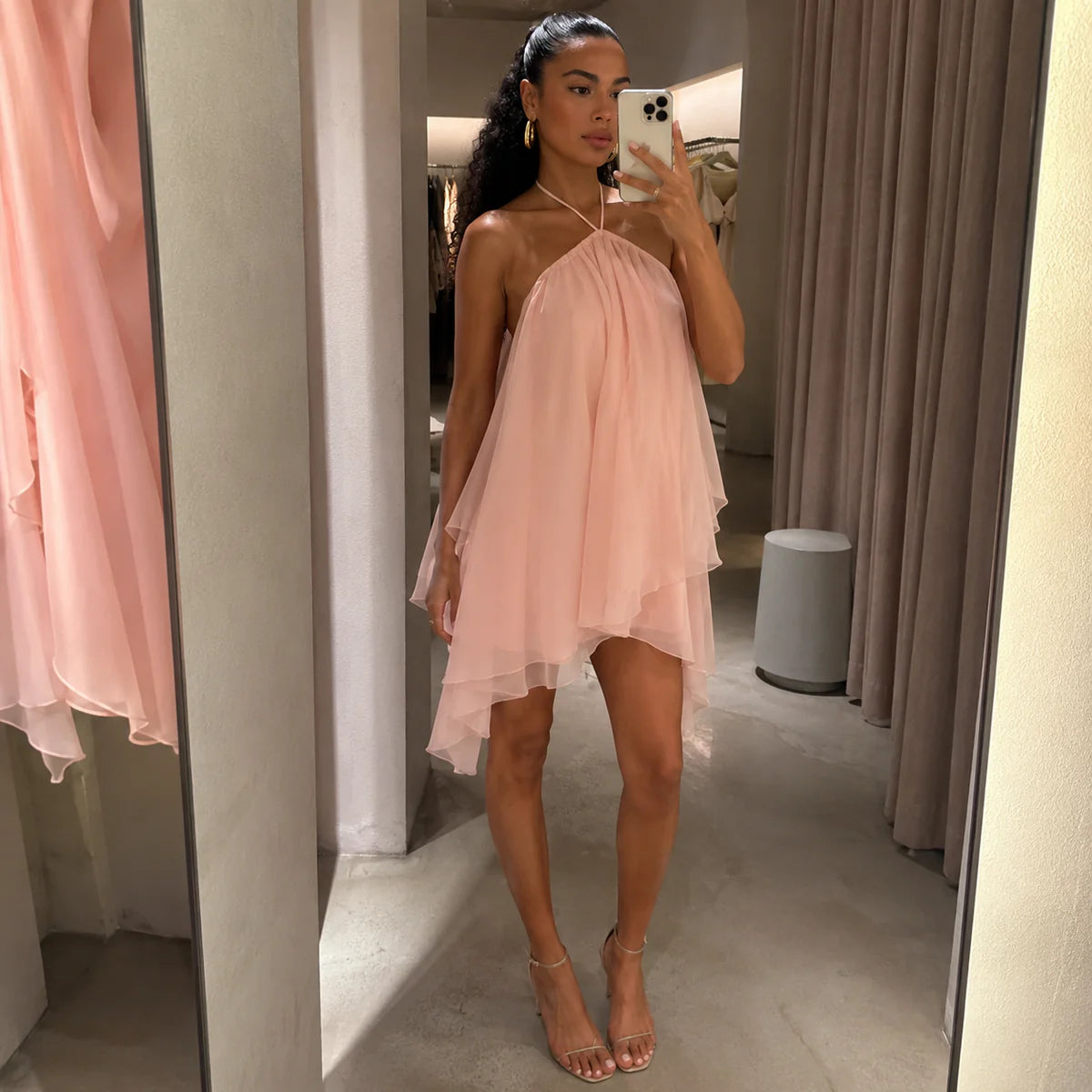 Sienna rugloze halter mini-jurk