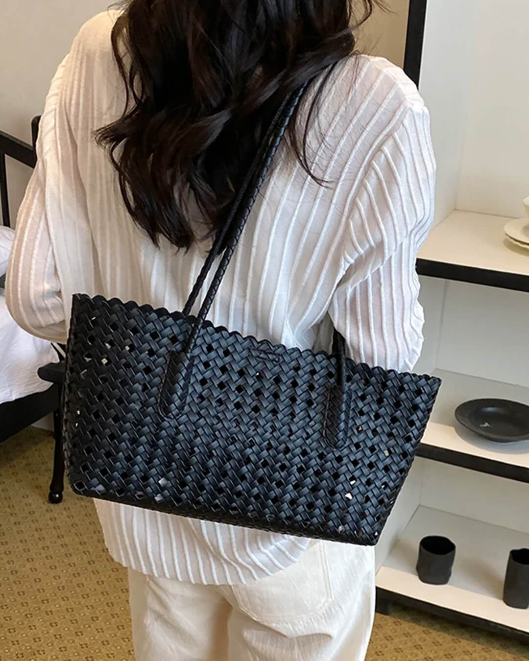 Briana gevlochten stro shopper