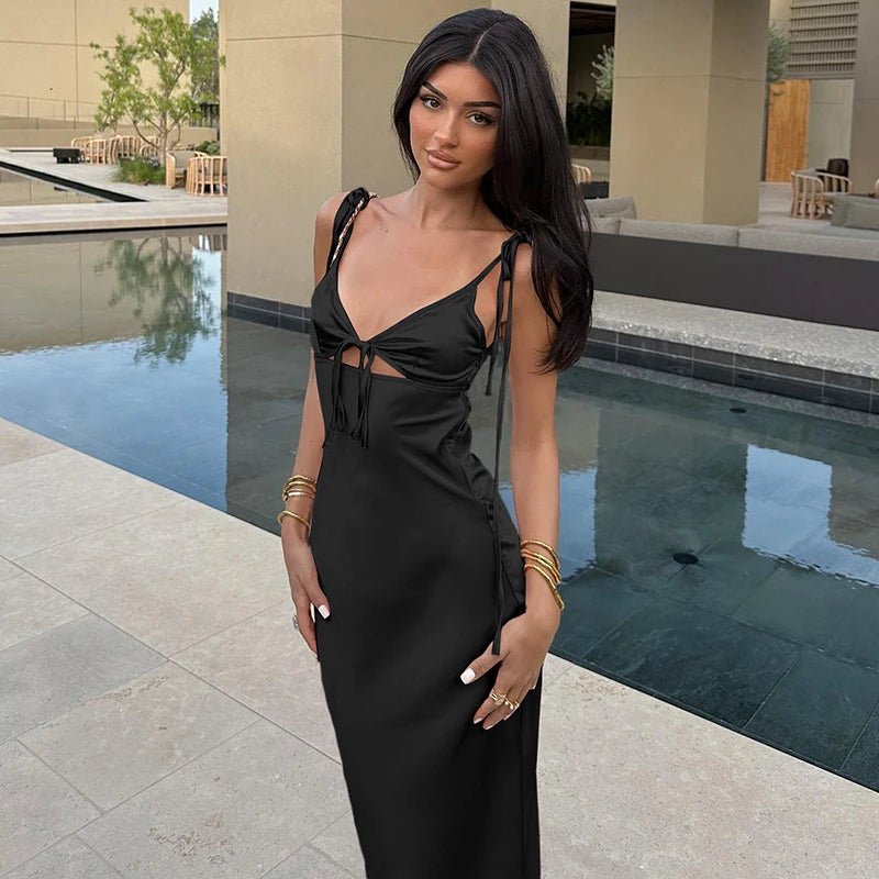 SOERA Aaliyah V - Neck Lace - Up Spaghetti Strap Maxi Dress - Dress -  Black S