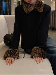 Anne leopard faux fur rand knoopjack