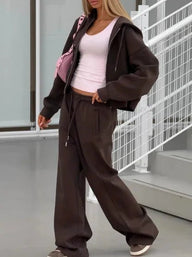 Ensemble deux pièces Cecilia avec sweat à capuche ample