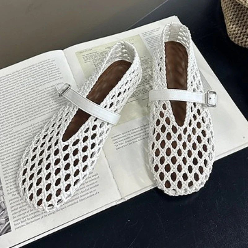 SOERA Bianca Woven Hollow Flat Sandals - Shoes -  White 35