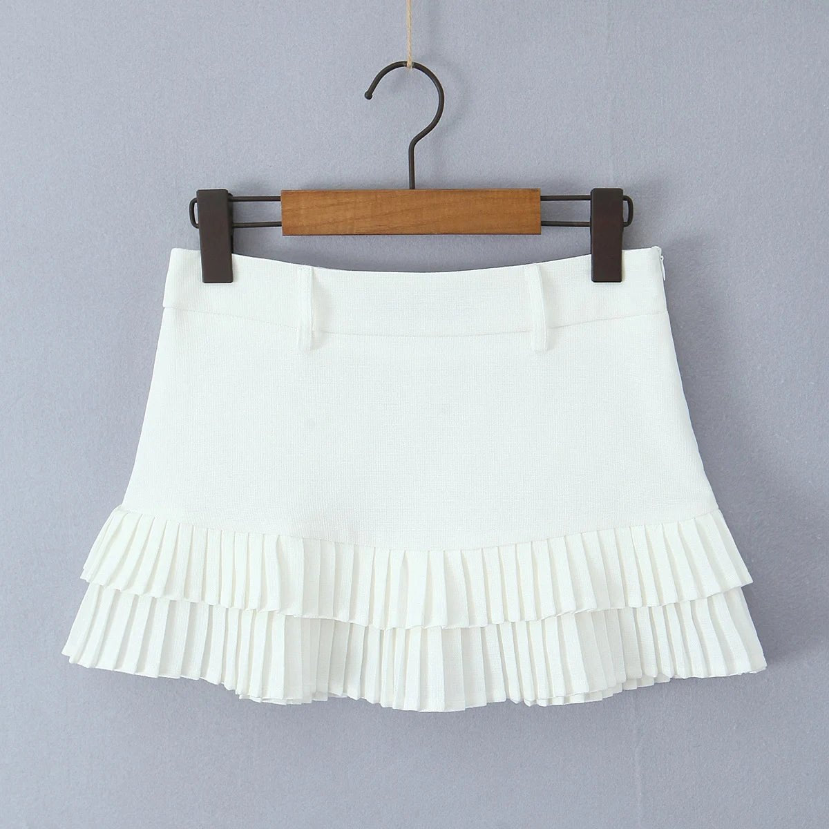 SOERA Bella Low - Waist Pleated Mini Skirt - Skirt -  White XS