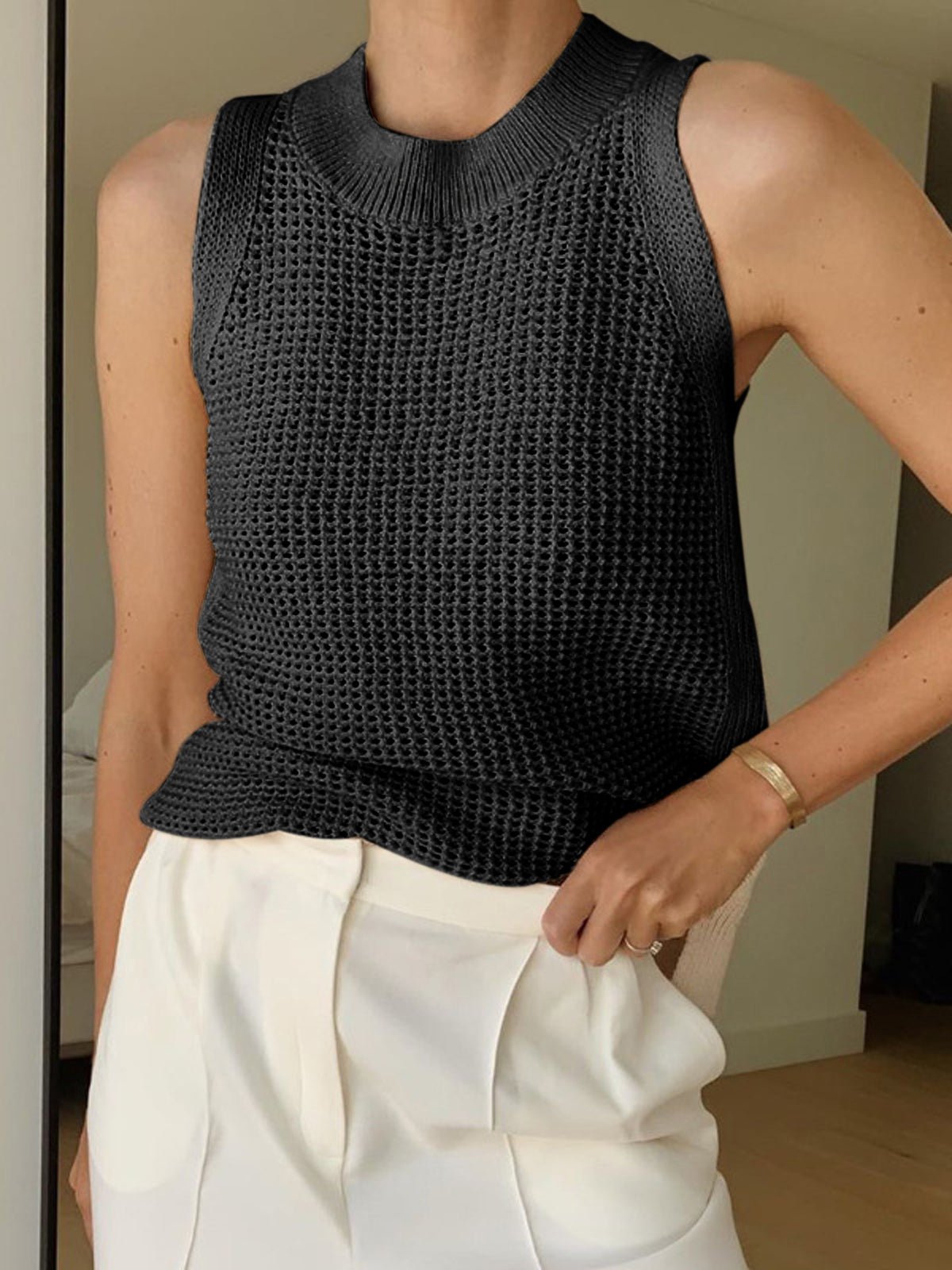SOERA Jamilla Hollow Knit Tank Top - Tops -  Black XS